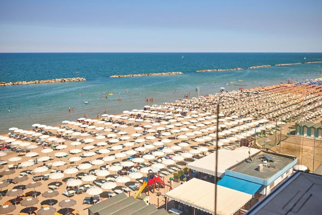 Hotel Delle Nazioni Pesaro Exterior photo